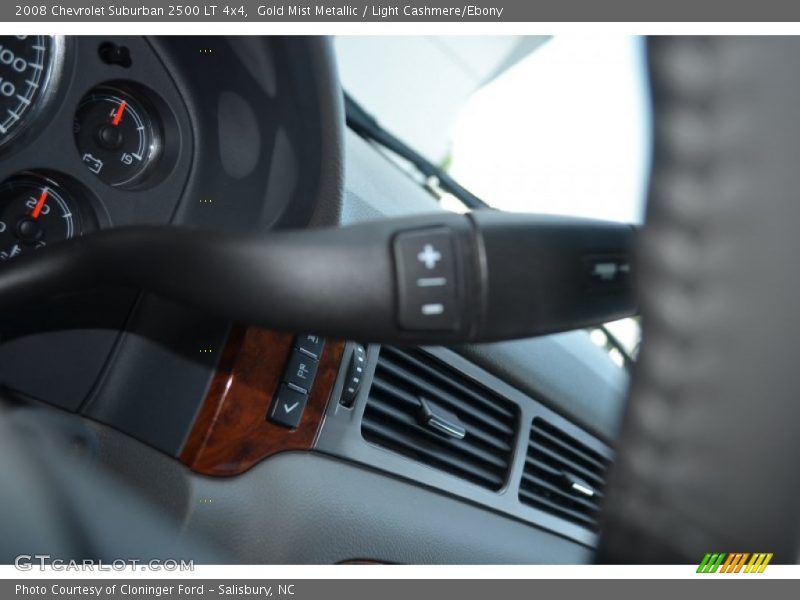 Gold Mist Metallic / Light Cashmere/Ebony 2008 Chevrolet Suburban 2500 LT 4x4