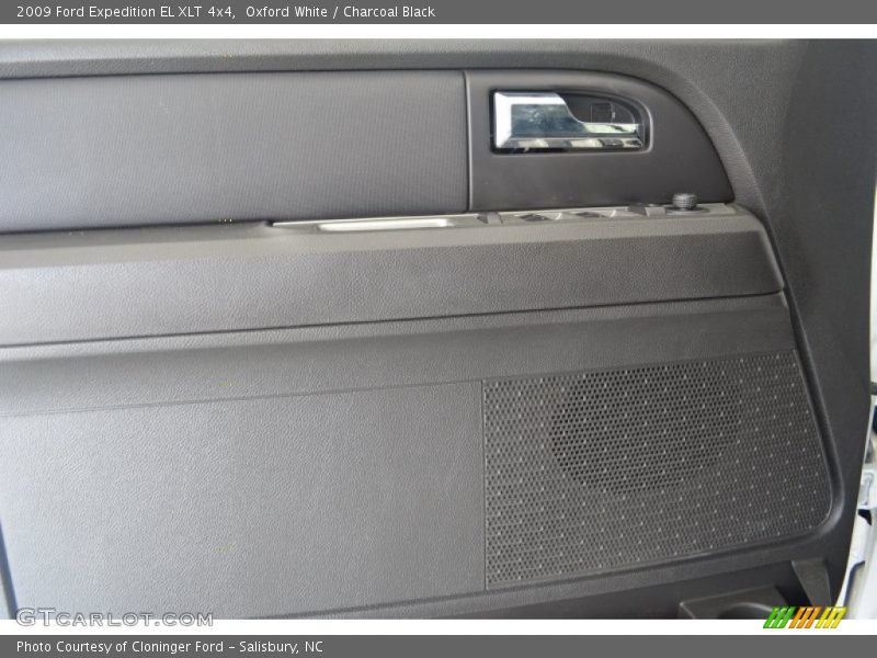 Oxford White / Charcoal Black 2009 Ford Expedition EL XLT 4x4