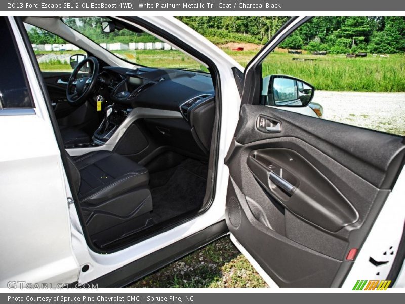 White Platinum Metallic Tri-Coat / Charcoal Black 2013 Ford Escape SEL 2.0L EcoBoost 4WD