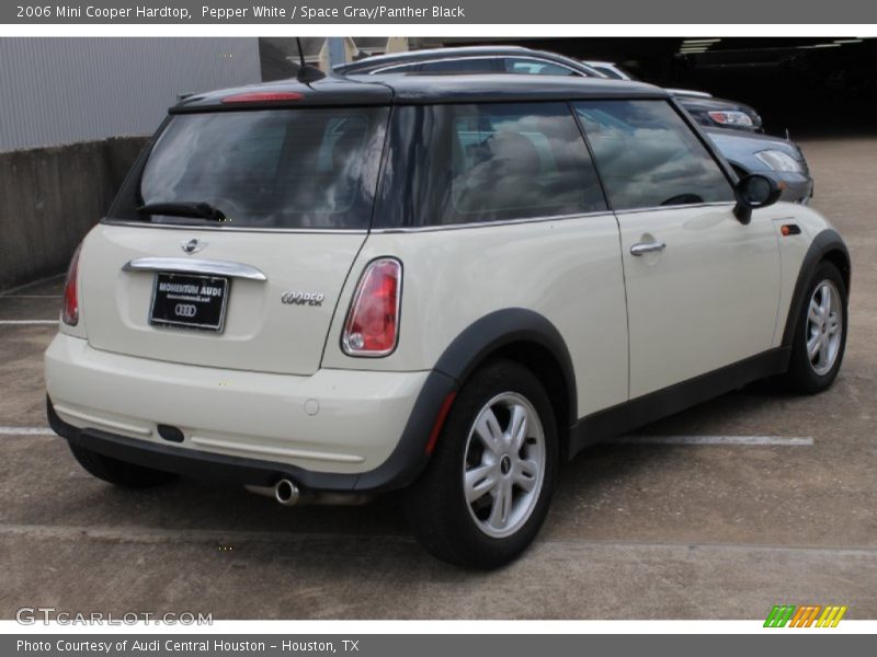 Pepper White / Space Gray/Panther Black 2006 Mini Cooper Hardtop