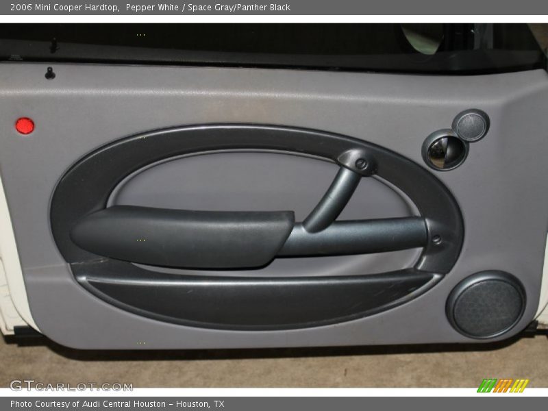 Pepper White / Space Gray/Panther Black 2006 Mini Cooper Hardtop