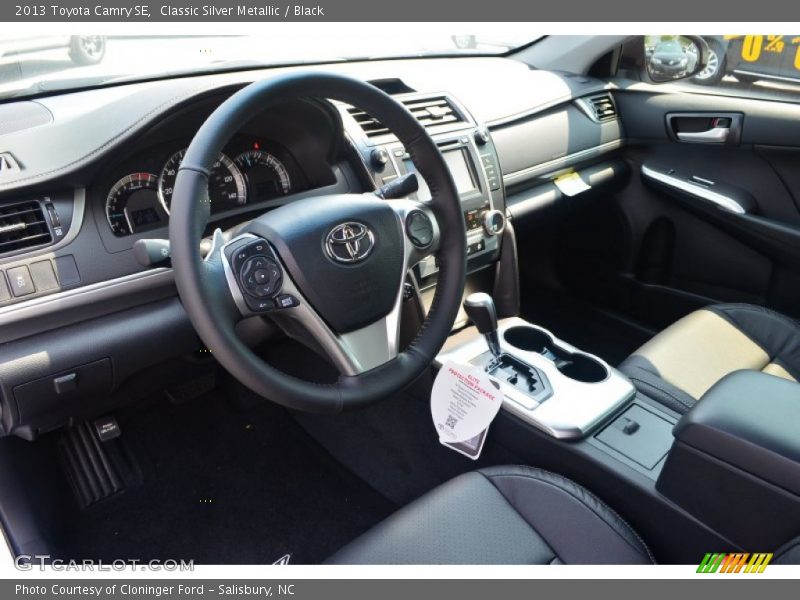 Classic Silver Metallic / Black 2013 Toyota Camry SE