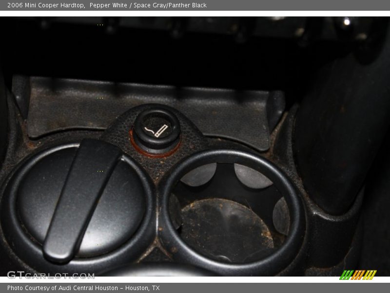 Pepper White / Space Gray/Panther Black 2006 Mini Cooper Hardtop