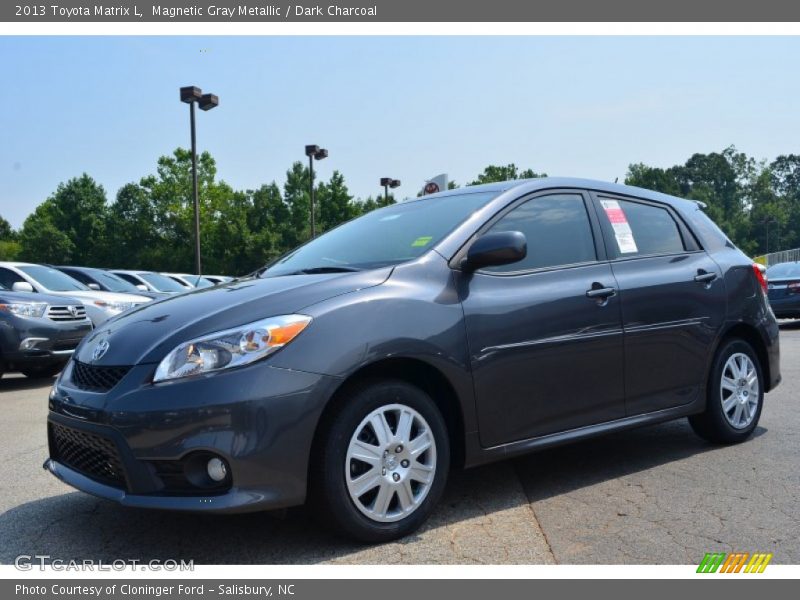 Magnetic Gray Metallic / Dark Charcoal 2013 Toyota Matrix L
