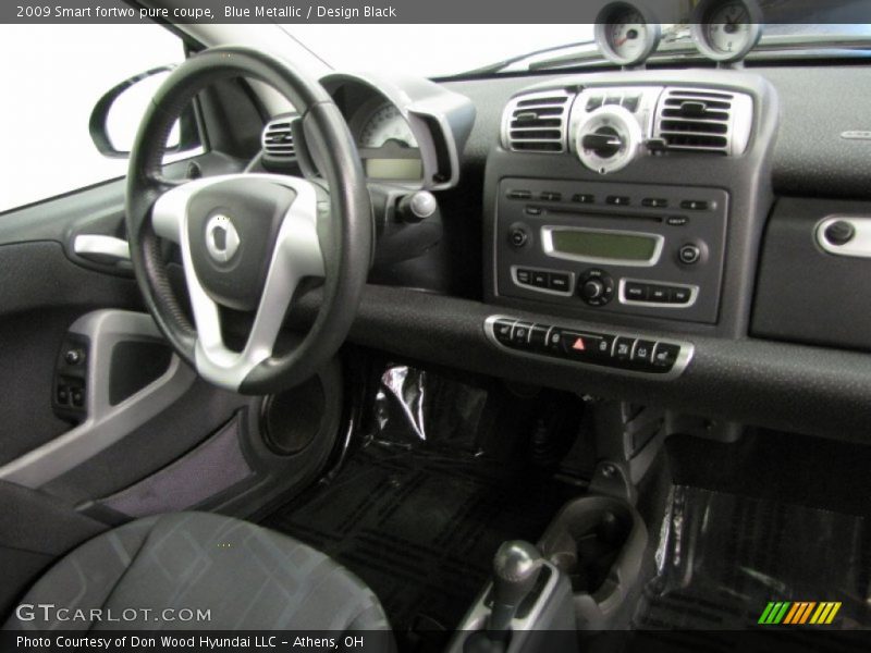 Blue Metallic / Design Black 2009 Smart fortwo pure coupe