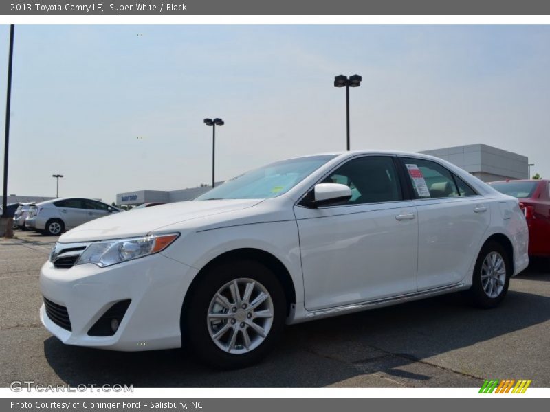 Super White / Black 2013 Toyota Camry LE