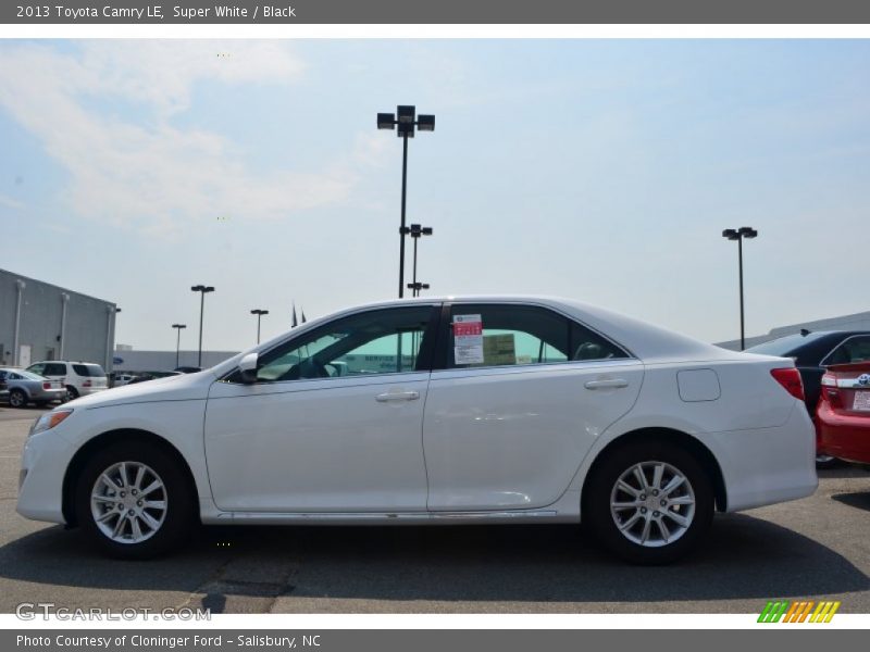 Super White / Black 2013 Toyota Camry LE