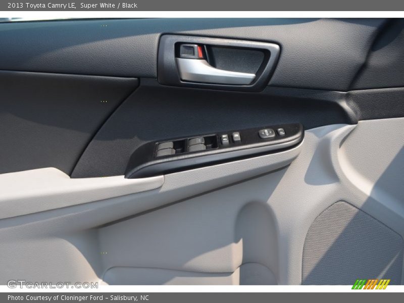 Super White / Black 2013 Toyota Camry LE
