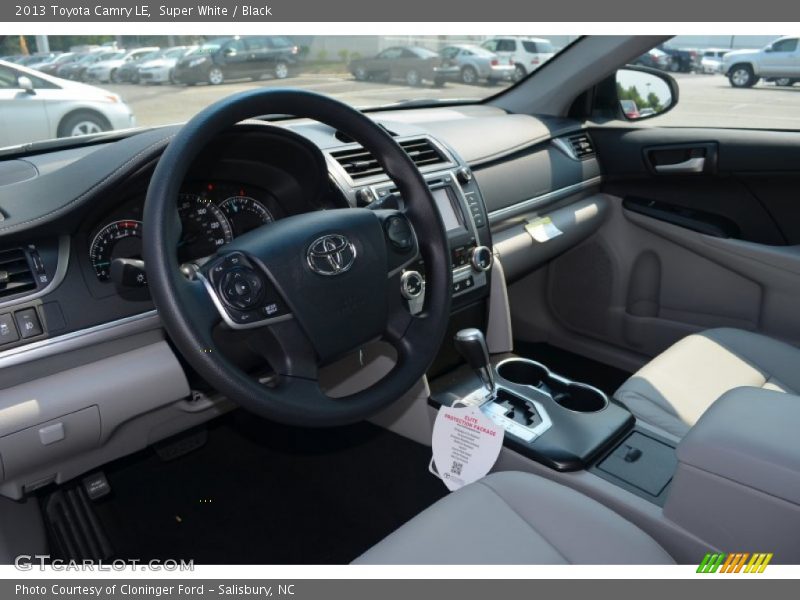 Super White / Black 2013 Toyota Camry LE