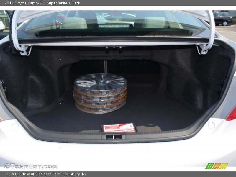 Super White / Black 2013 Toyota Camry LE