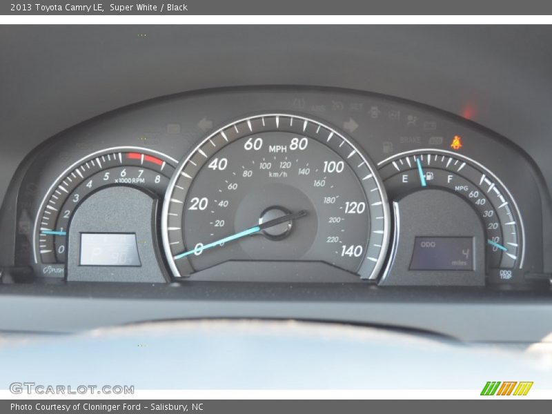 Super White / Black 2013 Toyota Camry LE