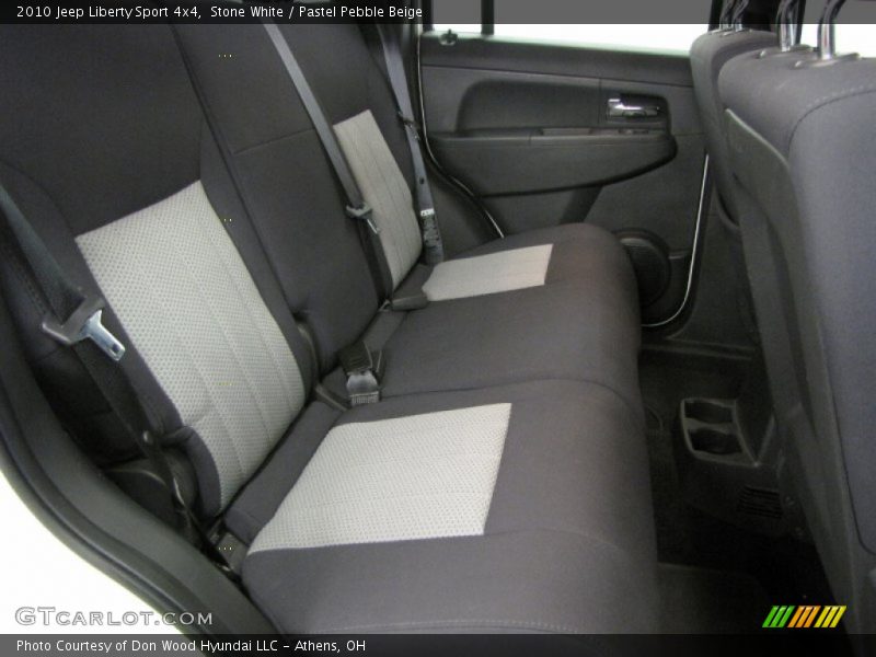 Stone White / Pastel Pebble Beige 2010 Jeep Liberty Sport 4x4