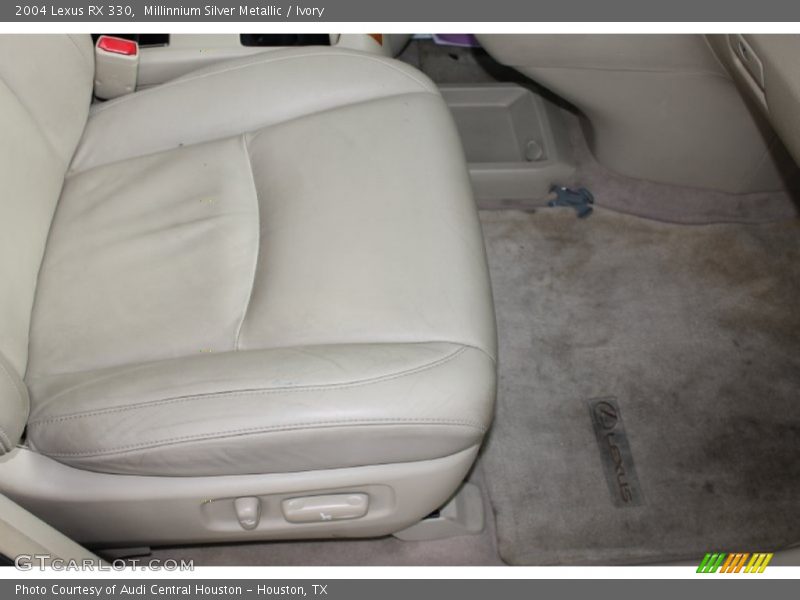 Millinnium Silver Metallic / Ivory 2004 Lexus RX 330