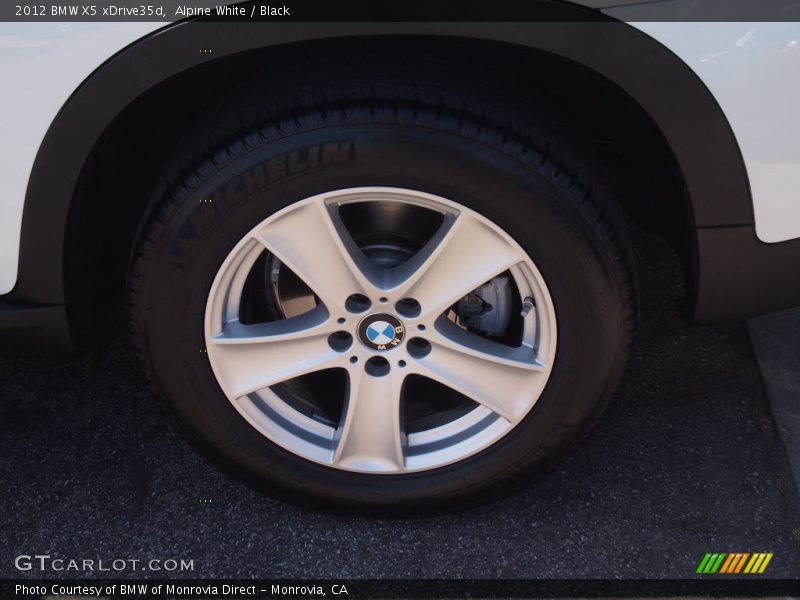 Alpine White / Black 2012 BMW X5 xDrive35d