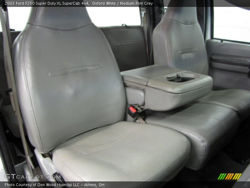 Oxford White / Medium Flint Grey 2003 Ford F250 Super Duty XL SuperCab 4x4