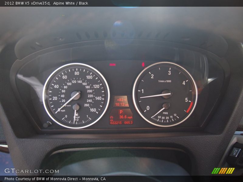 Alpine White / Black 2012 BMW X5 xDrive35d