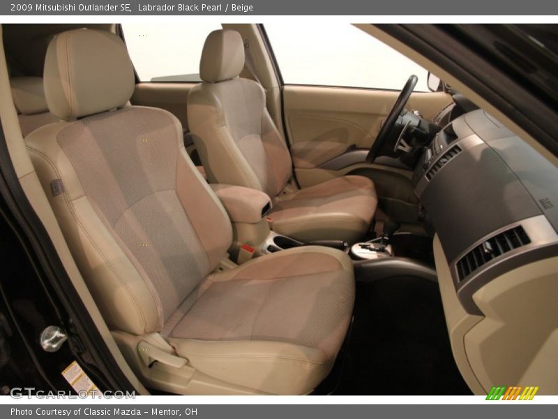 Labrador Black Pearl / Beige 2009 Mitsubishi Outlander SE