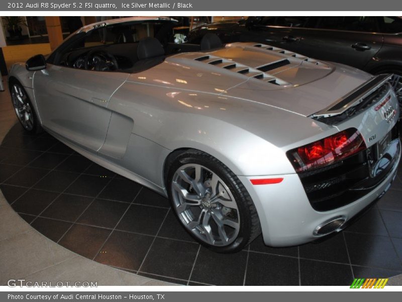 Ice Silver Metallic / Black 2012 Audi R8 Spyder 5.2 FSI quattro