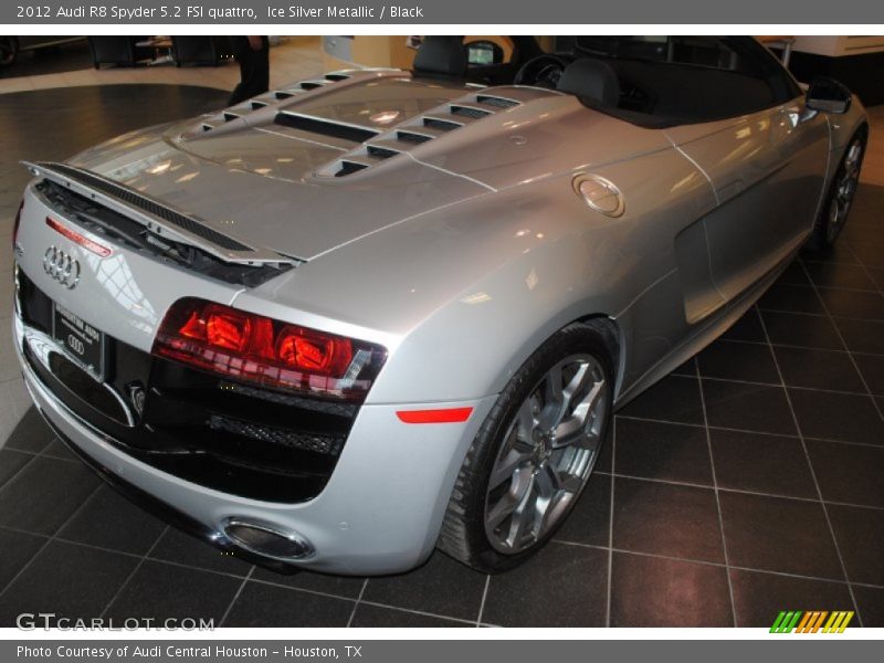 Ice Silver Metallic / Black 2012 Audi R8 Spyder 5.2 FSI quattro