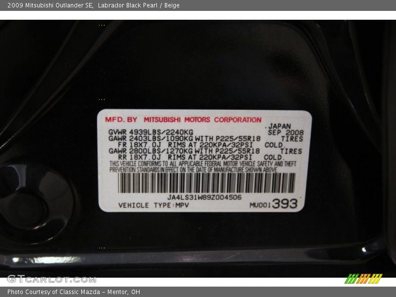 Labrador Black Pearl / Beige 2009 Mitsubishi Outlander SE