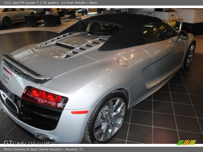 Ice Silver Metallic / Black 2012 Audi R8 Spyder 5.2 FSI quattro