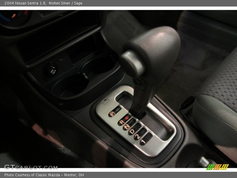 Molten Silver / Sage 2004 Nissan Sentra 1.8