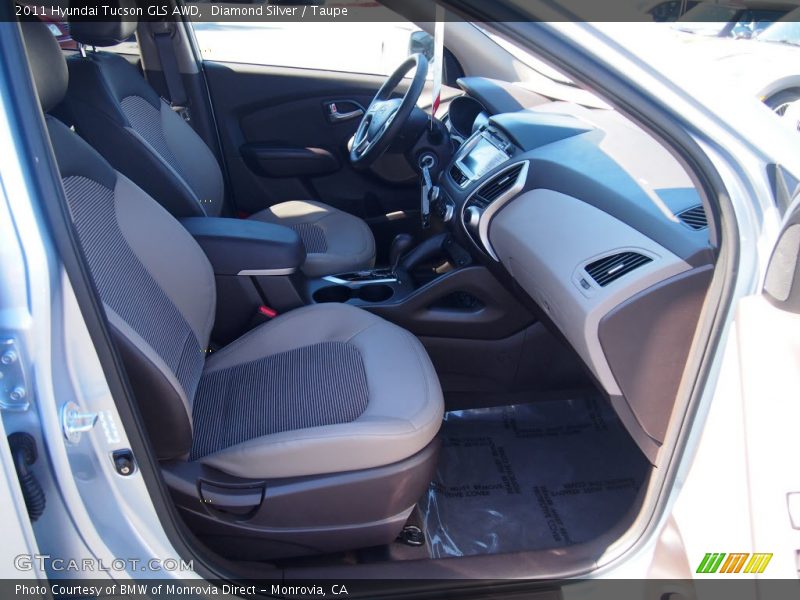 Diamond Silver / Taupe 2011 Hyundai Tucson GLS AWD