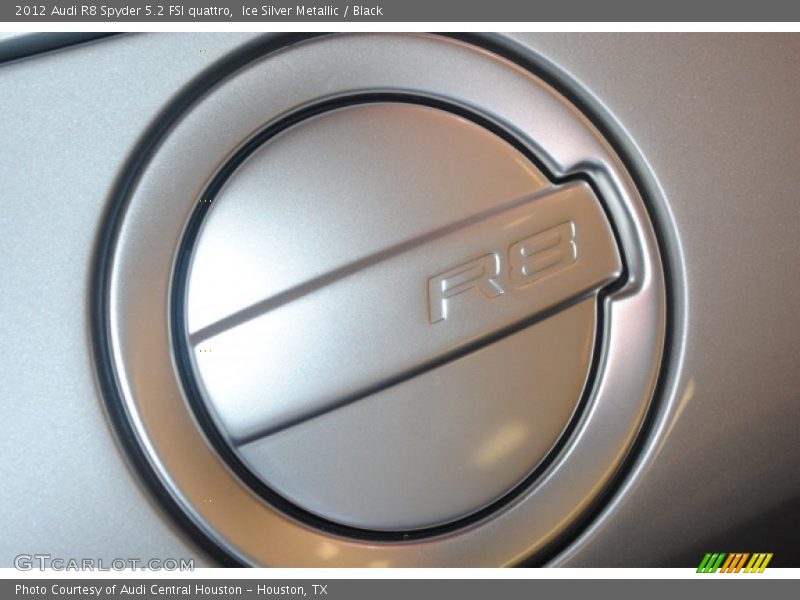 Ice Silver Metallic / Black 2012 Audi R8 Spyder 5.2 FSI quattro