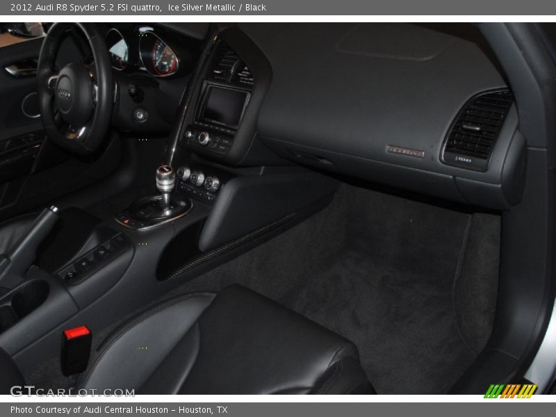 Ice Silver Metallic / Black 2012 Audi R8 Spyder 5.2 FSI quattro
