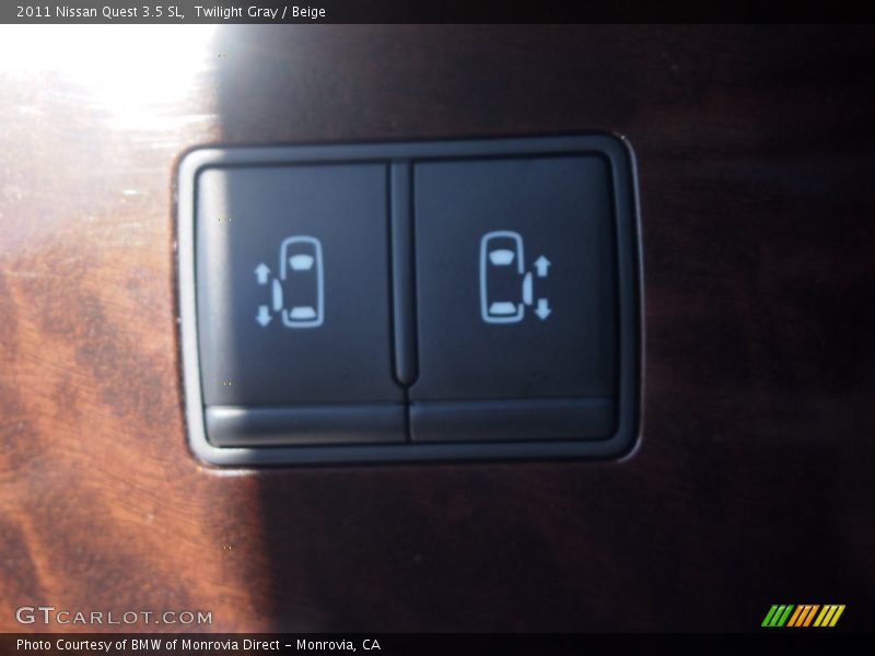 Twilight Gray / Beige 2011 Nissan Quest 3.5 SL