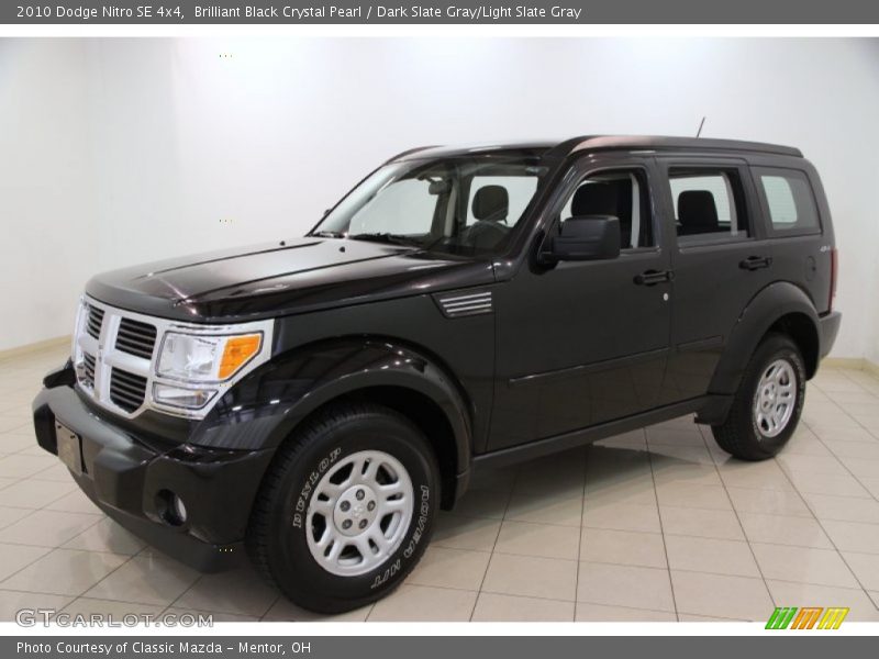 Brilliant Black Crystal Pearl / Dark Slate Gray/Light Slate Gray 2010 Dodge Nitro SE 4x4