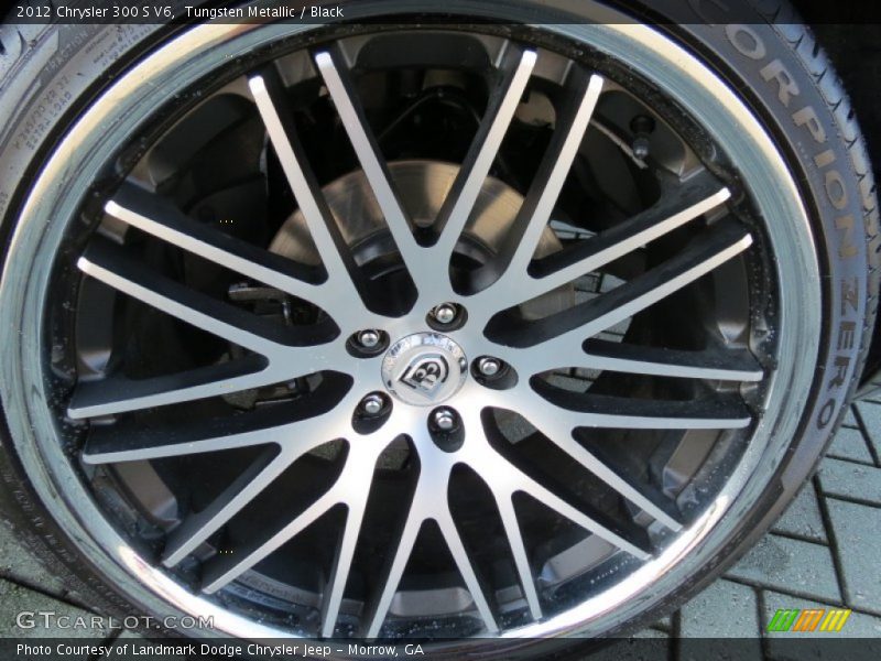Custom Wheels of 2012 300 S V6