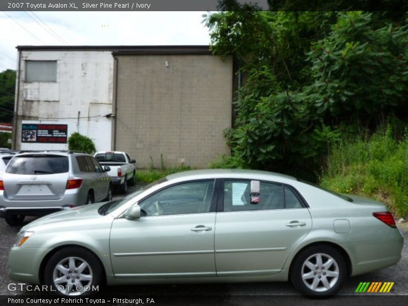 Silver Pine Pearl / Ivory 2007 Toyota Avalon XL