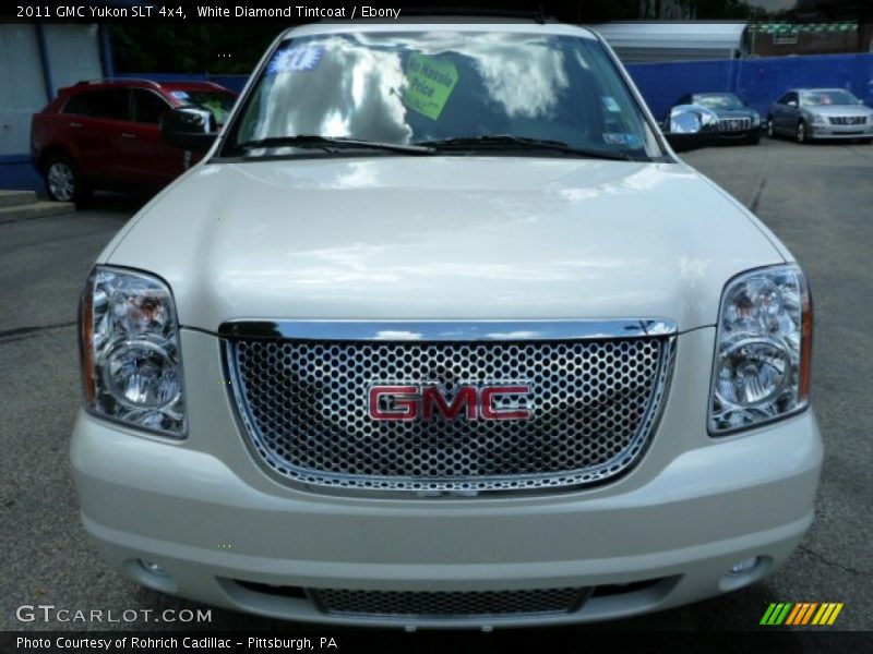 White Diamond Tintcoat / Ebony 2011 GMC Yukon SLT 4x4