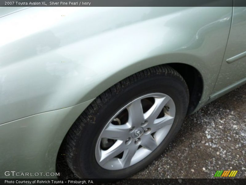 Silver Pine Pearl / Ivory 2007 Toyota Avalon XL