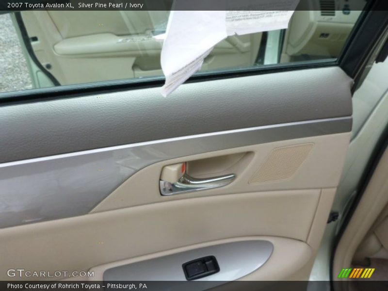 Silver Pine Pearl / Ivory 2007 Toyota Avalon XL