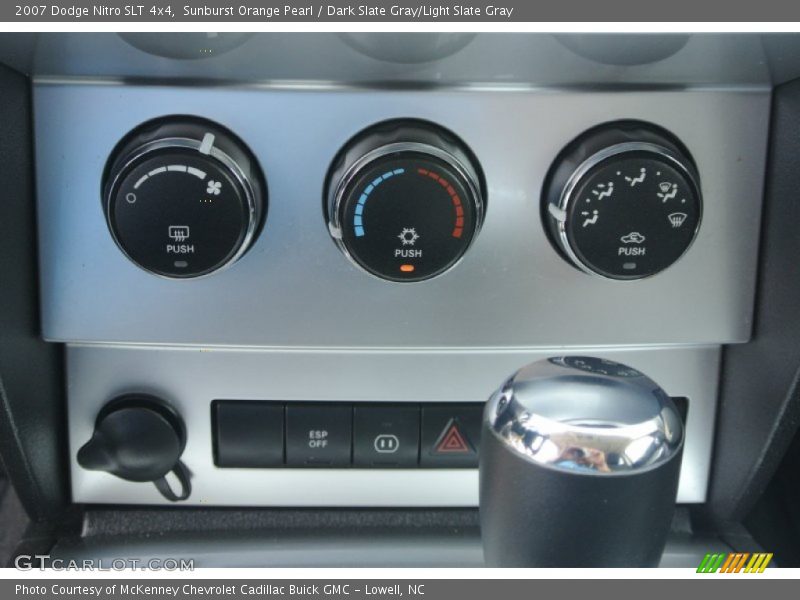 Sunburst Orange Pearl / Dark Slate Gray/Light Slate Gray 2007 Dodge Nitro SLT 4x4