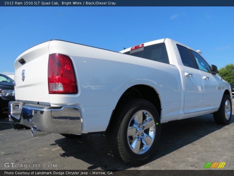 Bright White / Black/Diesel Gray 2013 Ram 1500 SLT Quad Cab