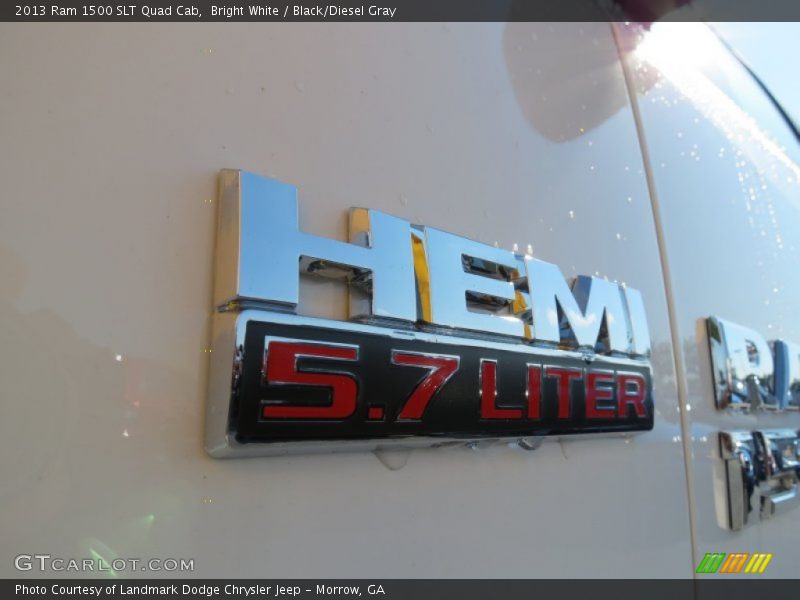 Bright White / Black/Diesel Gray 2013 Ram 1500 SLT Quad Cab