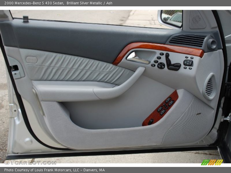 Brilliant Silver Metallic / Ash 2000 Mercedes-Benz S 430 Sedan