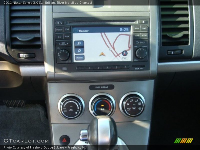 Brilliant Silver Metallic / Charcoal 2011 Nissan Sentra 2.0 SL