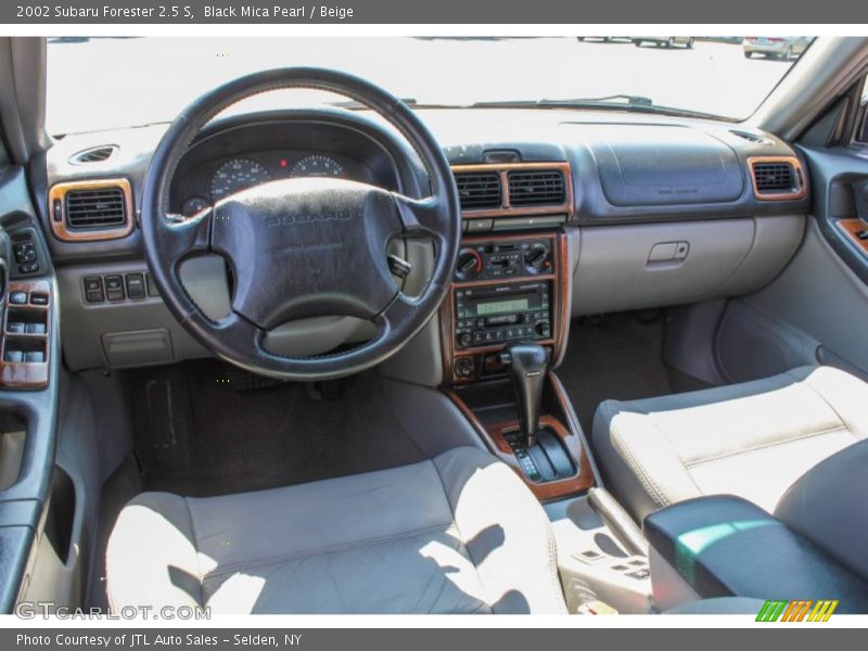 Black Mica Pearl / Beige 2002 Subaru Forester 2.5 S