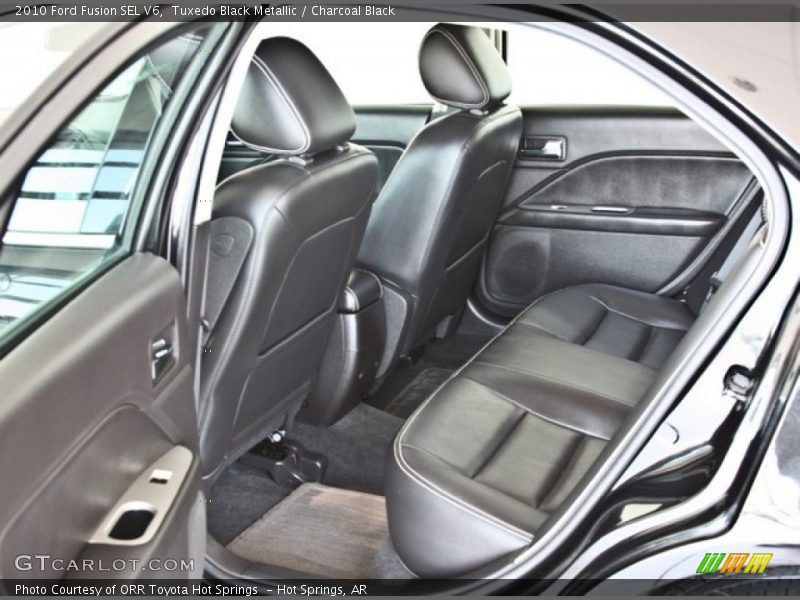 Rear Seat of 2010 Fusion SEL V6