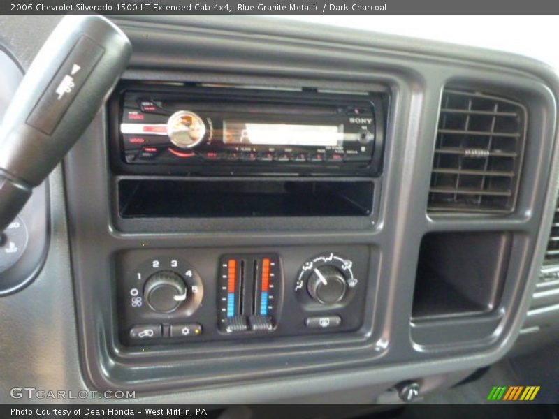 Blue Granite Metallic / Dark Charcoal 2006 Chevrolet Silverado 1500 LT Extended Cab 4x4