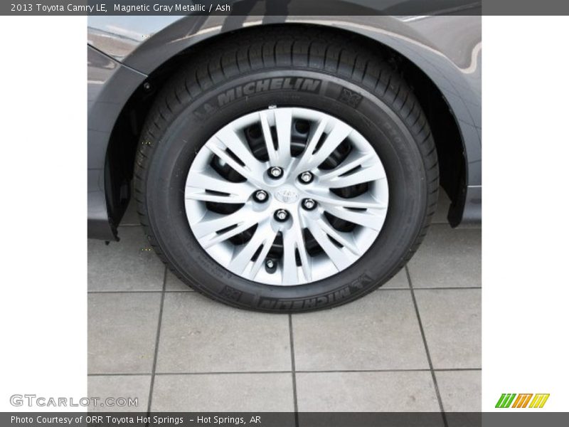 Magnetic Gray Metallic / Ash 2013 Toyota Camry LE