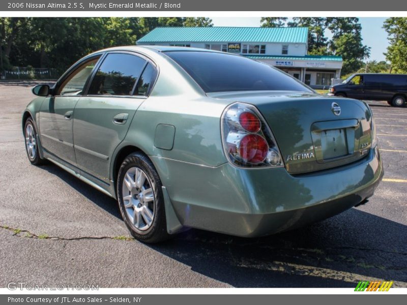 Mystic Emerald Metallic / Blond 2006 Nissan Altima 2.5 S