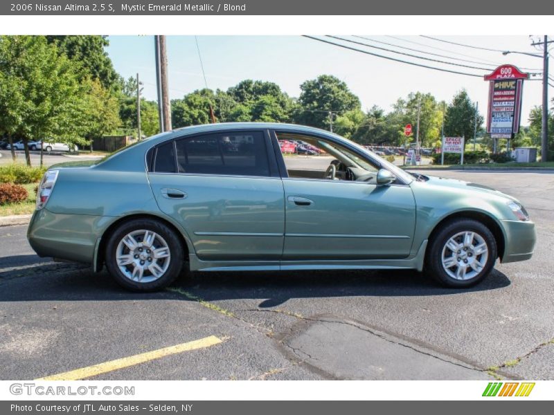 Mystic Emerald Metallic / Blond 2006 Nissan Altima 2.5 S