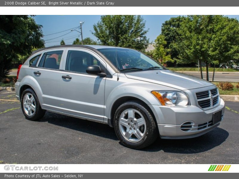 Bright Silver Metallic / Dark Slate Gray 2008 Dodge Caliber SE