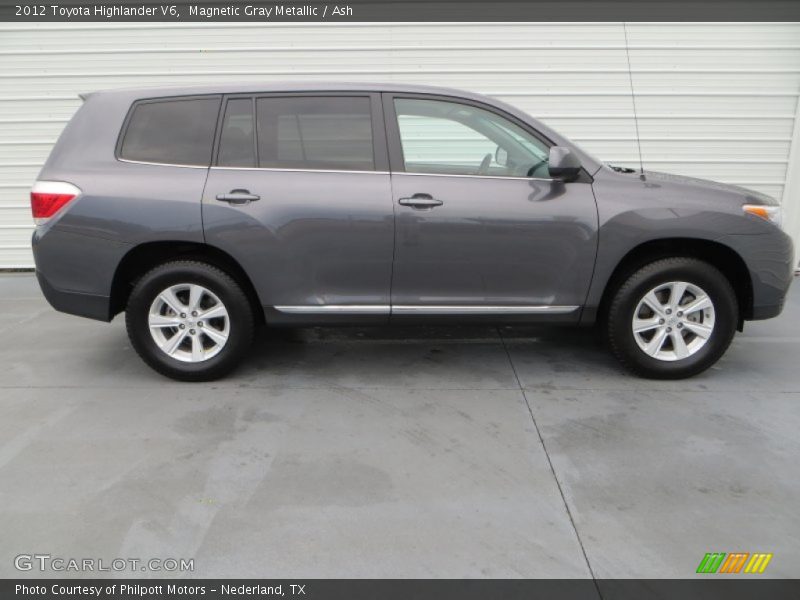 Magnetic Gray Metallic / Ash 2012 Toyota Highlander V6