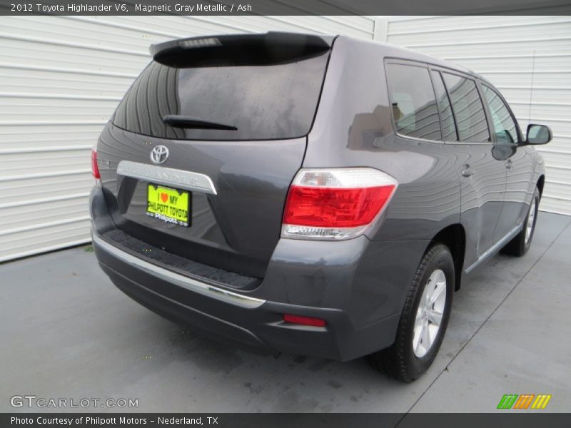Magnetic Gray Metallic / Ash 2012 Toyota Highlander V6